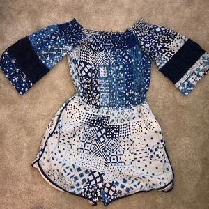 South moon under romper